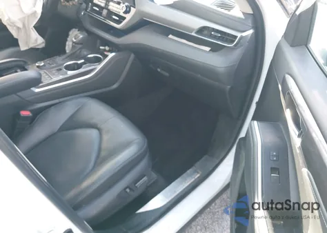 2022 Toyota Highlander Platinum z USA, uszkodzony, nr VIN 5TDFZRBH5NS182063